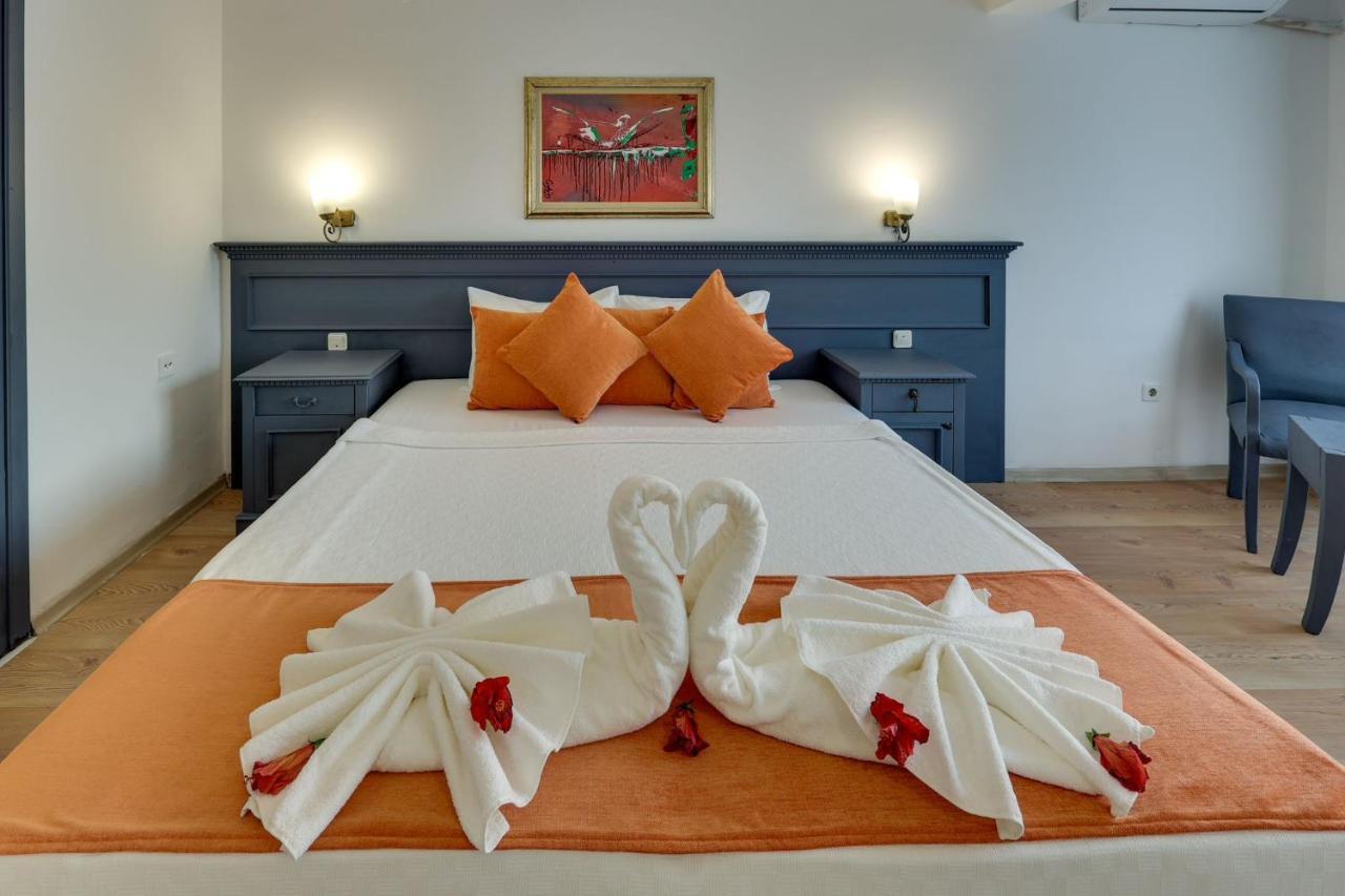 Sapphire Club Hotel Bodrum Exteriör bild